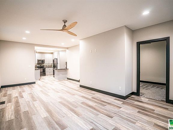 4th image of 335 3rd Ave NW