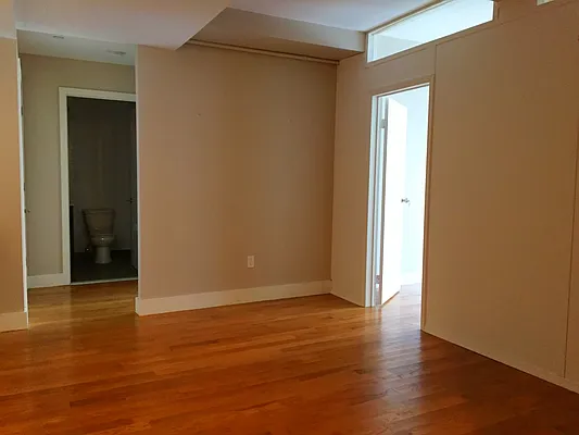 Rented by EXR | media 11