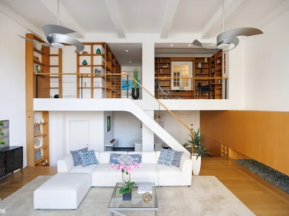 1 West 67th Street 506 image 3 of 10