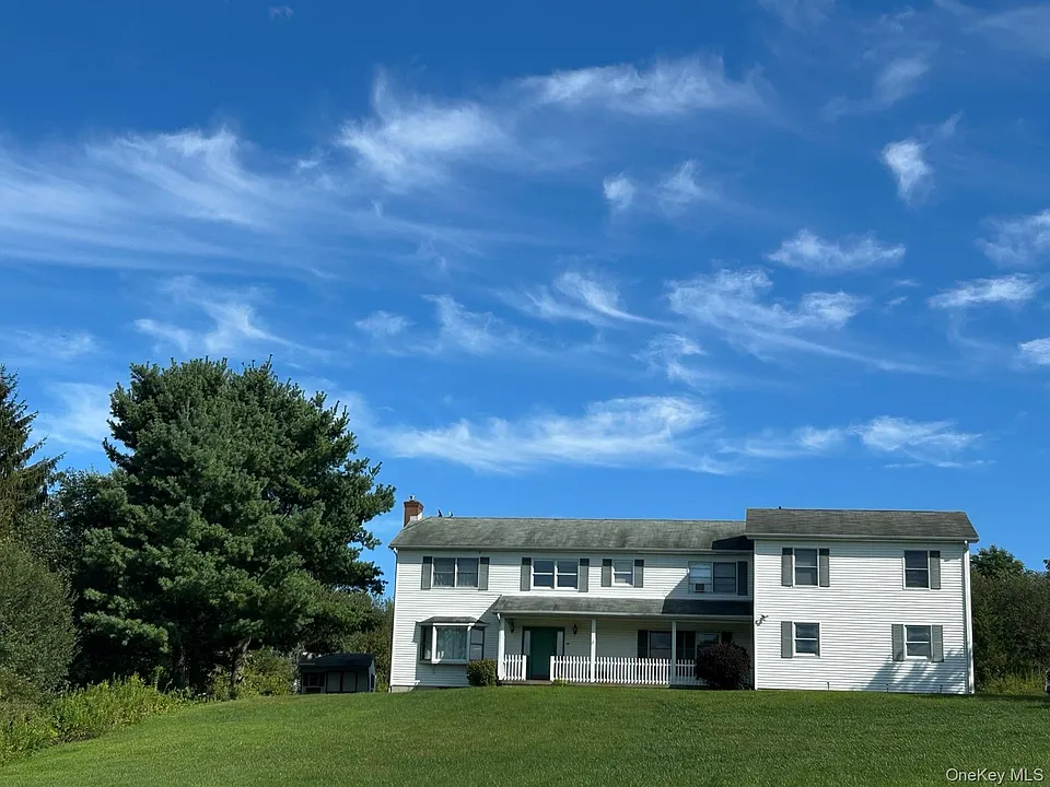 315 Arcadia Rd