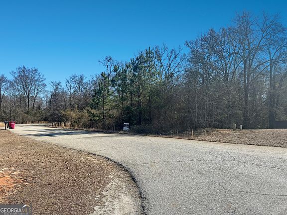 4th image of 312 Hawk Ct