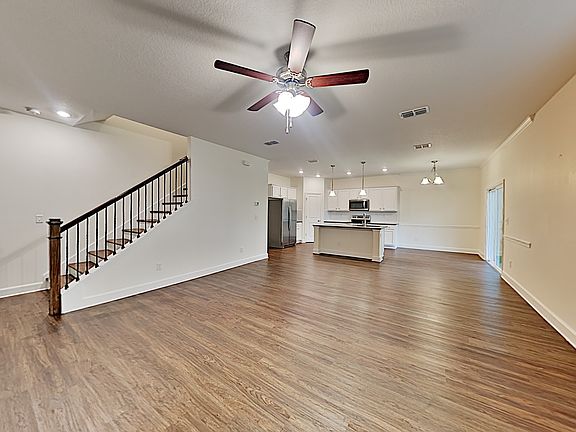 5th image of 3037 Creek Village Ln