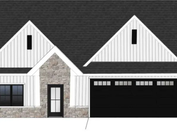 4975 Water Mint Ct, Green Bay, WI 54301