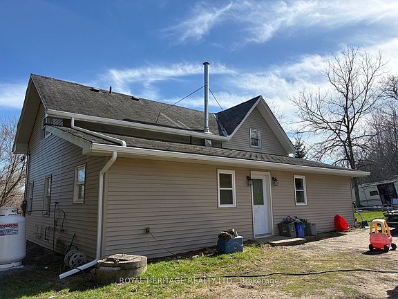 2nd image of 322 Dingman Rd