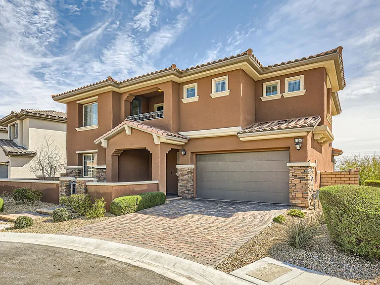 12165 Edgehurst Ct — Photo 24