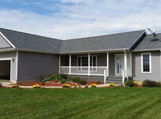 7115 E Colony Rd, Elsie, MI 48831