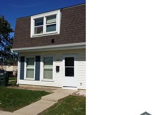 1854 Jamestown Cir, Hoffman Estates, IL 60169