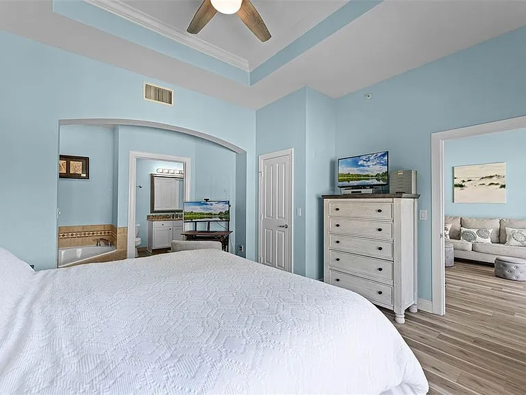 1322 Seven Eagles Ct #301 — Photo 17