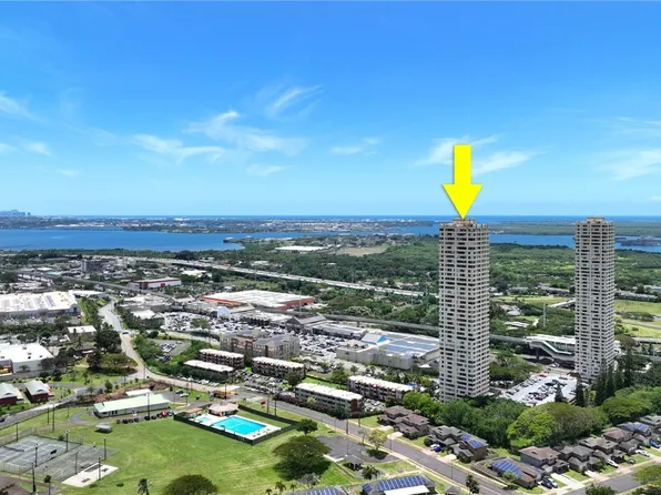 1060 Kamehameha Hwy APT 701B, Pearl City, HI 96782