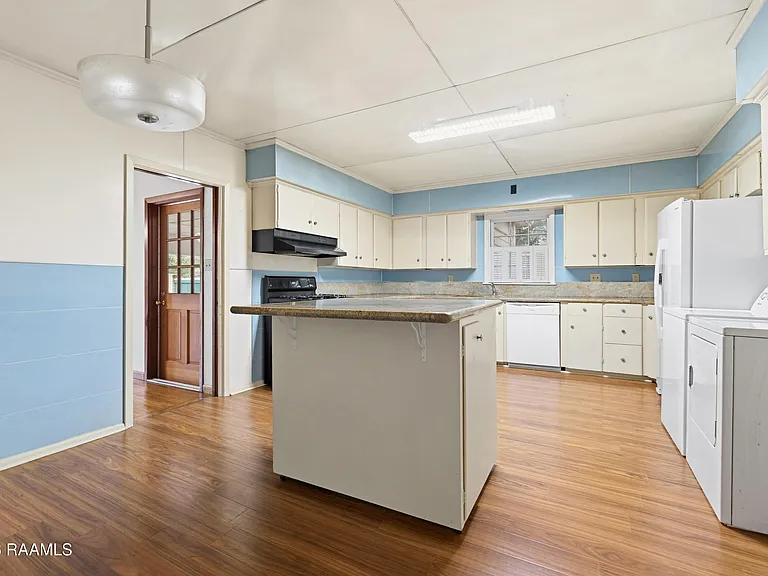 418 Marguerite Blvd — Photo 11