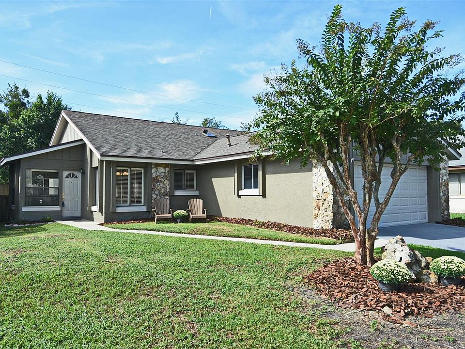 1st image of 490 Newhope Dr