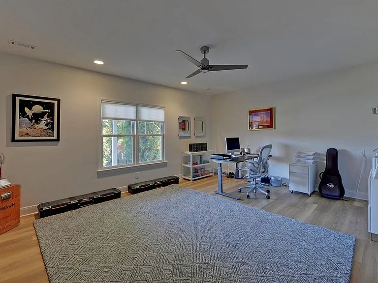1951 Island View Dr — Photo 63