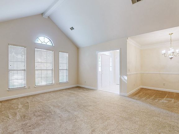 4th image of 6058 Sunrise Cir