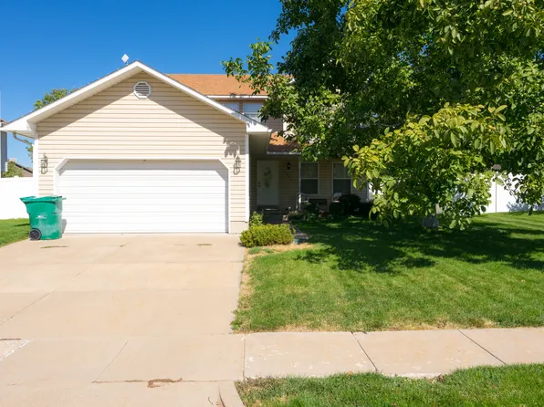 1927 E 2125 N, Layton, UT 84040