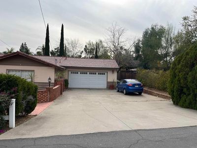 945 Berkshire Ct, Escondido, CA, 92025