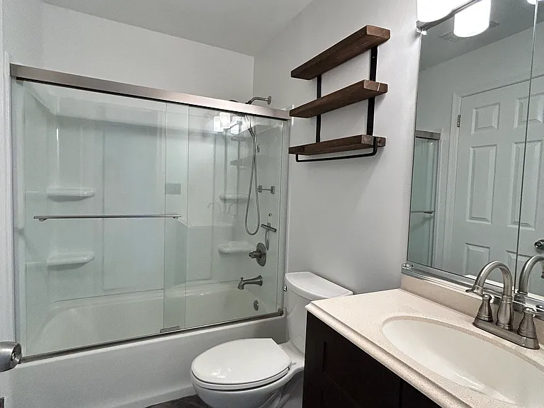12 Wyndham Pl #12 — Photo 19