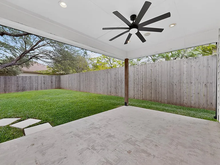 14902 Longbranch Dr — Photo 21