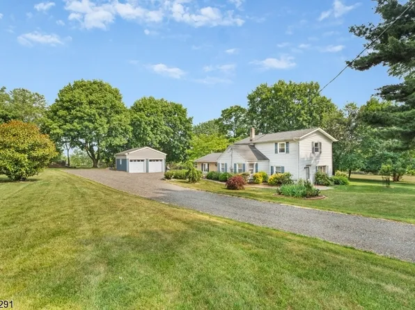 8 Ridge Rd, Readington Twp., NJ 08889