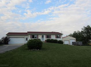 9641 Griffith Rd, Eaton Rapids, MI 48827