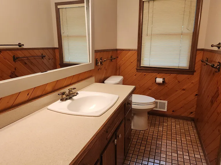 2501 Ford Rd — Photo 13