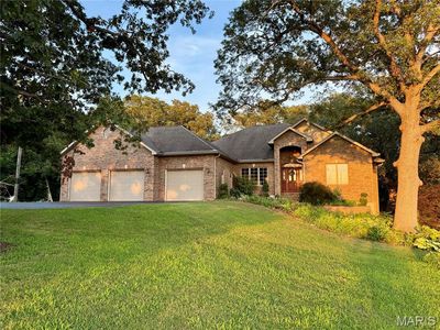 19146 Thornbrook Rd, Carlinville, IL, 62626