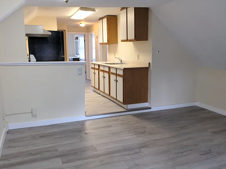 18 Walnut St #2 — Photo 12