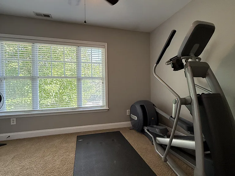 357 Hurston Cir — Photo 11