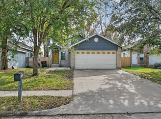 11738 Greencanyon Dr, Houston, TX 77044