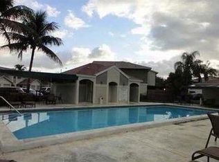 621 NW 104th Ave, Hollywood, FL 33026