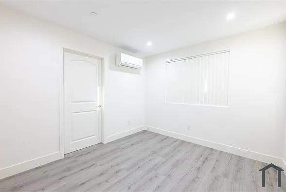 522 W 168th St — Photo 22