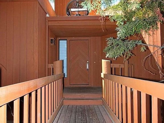 5th image of 4221 Curragh Oaks Ln
