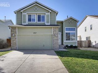 6947 Edinborough Dr, Colorado Springs, CO 80922