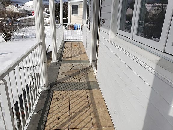 3rd image of 288 Oliver St