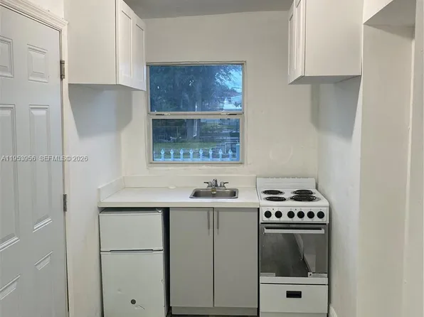 1742 Ali Baba Ave #4, Opa Locka, FL 33054