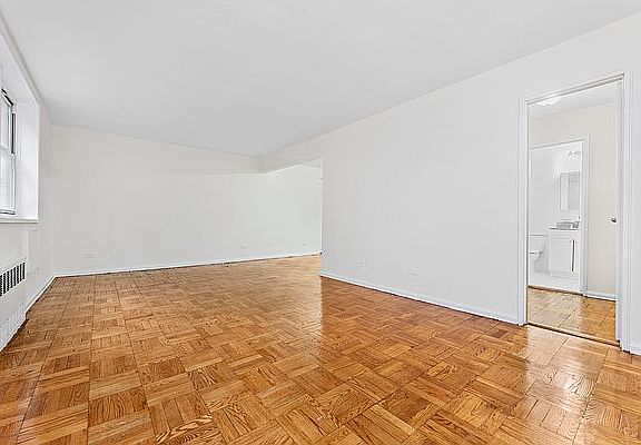 5th image of 13520 82nd Ave APT 1H