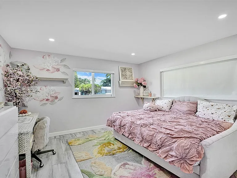1230 Adams St — Photo 15