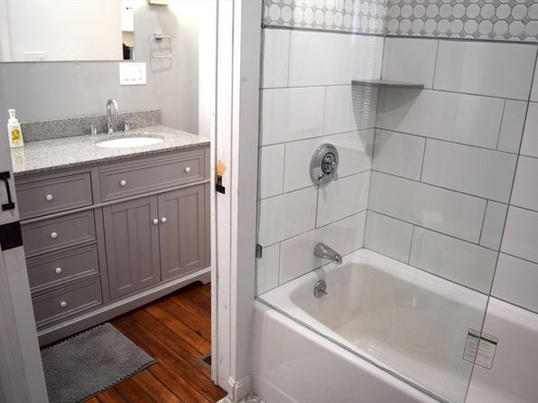 boston-massachusetts-59138336 picture