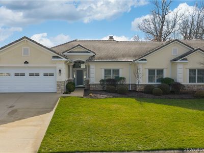 261 Bello Point Dr, Sunrise Beach, MO, 65079