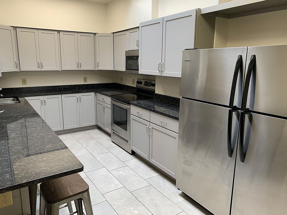 1st image of 625 Mendota Ct #1749587c6