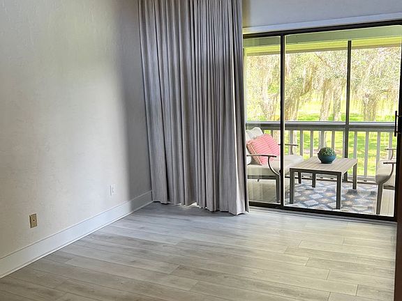 5th image of 4038 Abbey Ct