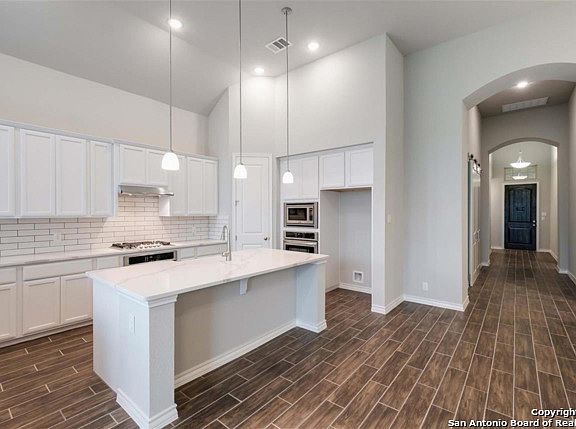 2nd image of 3027 Blenheim Park