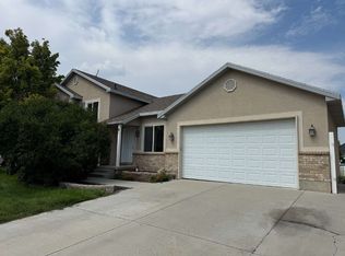 81 E Wagoneer Rd, Saratoga Springs, UT 84045