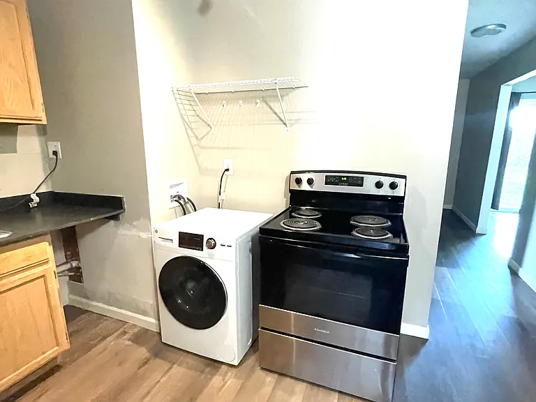 9030 Reed Rd #2 — Photo 10