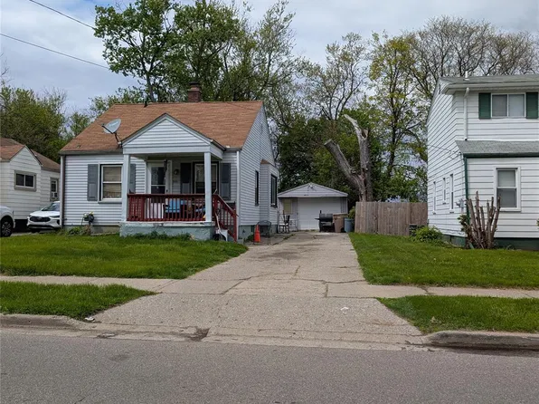 309 Michigan Ave, Pontiac, MI 48342