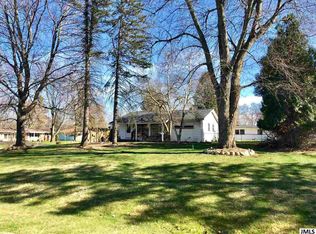 4228 Pinehurst Dr, Jackson, MI 49203