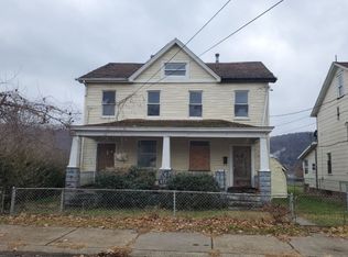 1613 Riverside Dr #15, Arnold, PA 15068