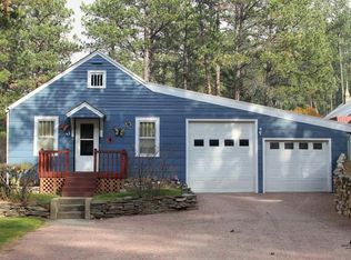 232 S 2nd St, Custer, SD 57730