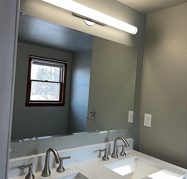 520 E Washington St — Photo 27