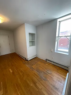 Rented by Nooklyn NYC LLC | media 19