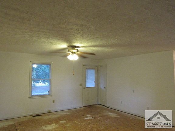 5th image of 490 Camp Creek Cir